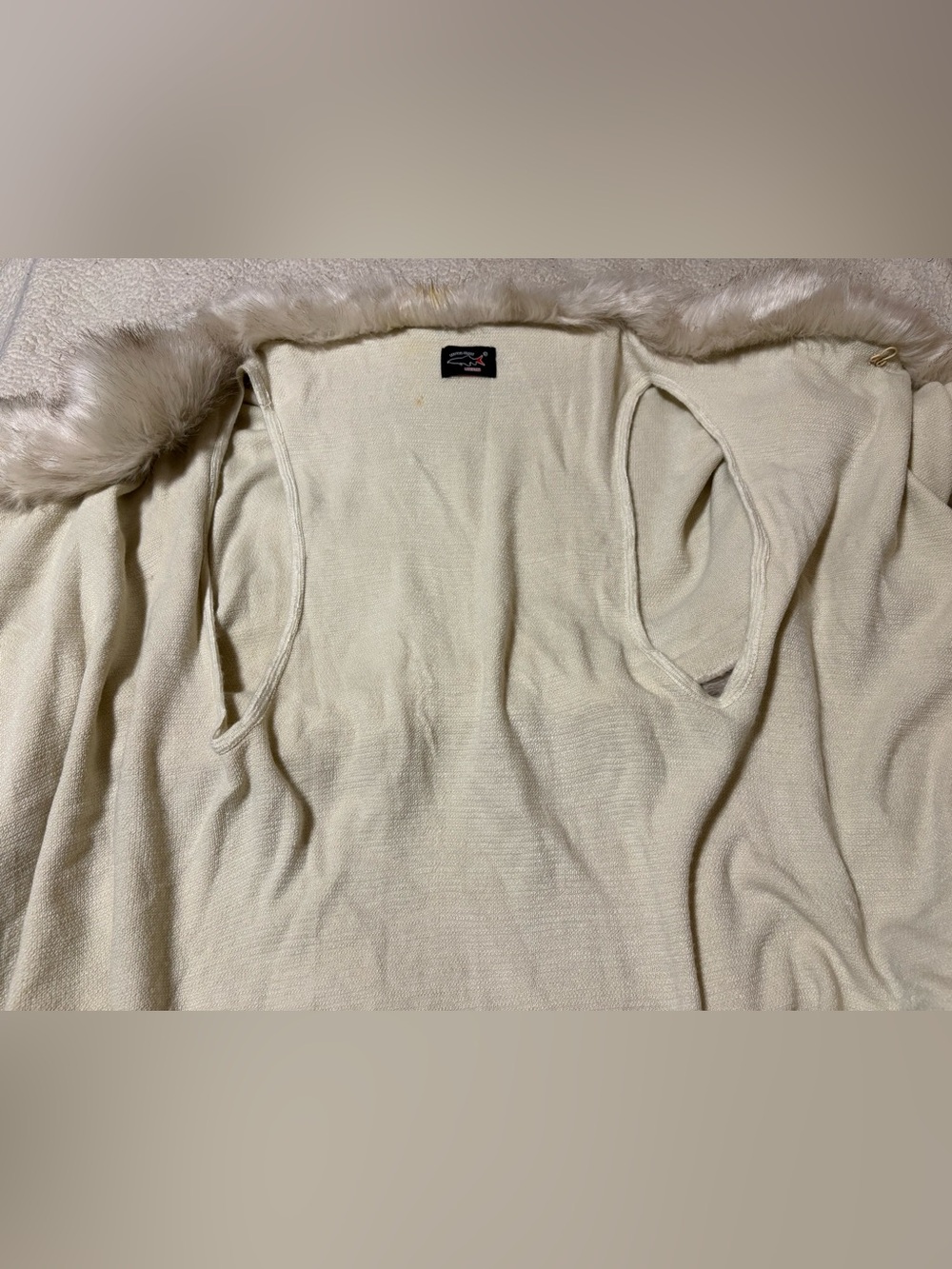 Faux Fur Trim Shawl Cape - Picture 9 of 11